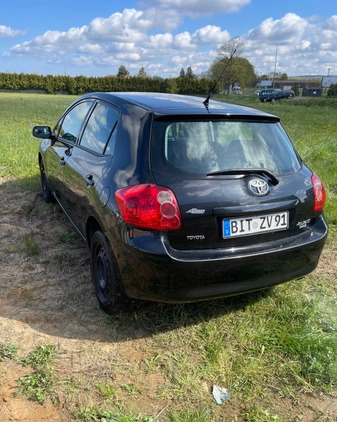 Toyota Auris cena 12900 przebieg: 194900, rok produkcji 2007 z Koszalin małe 46